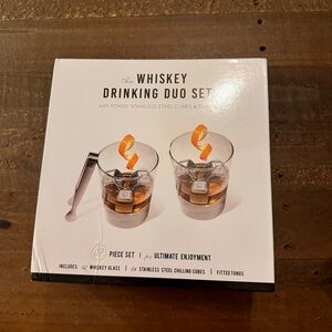 Whiskey Drinking‎ Duo Set